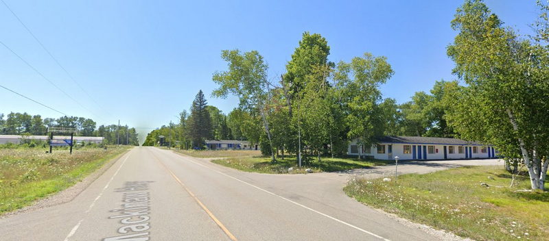 White Birchs Motel - Street View
